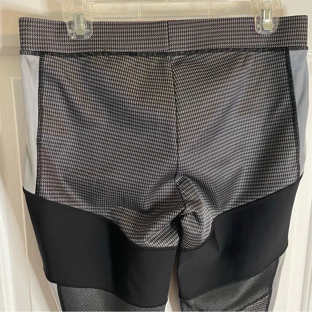 Alexander Wang X H&M Collection Black and Gray Metallic Leggings Size 10 - Image 7