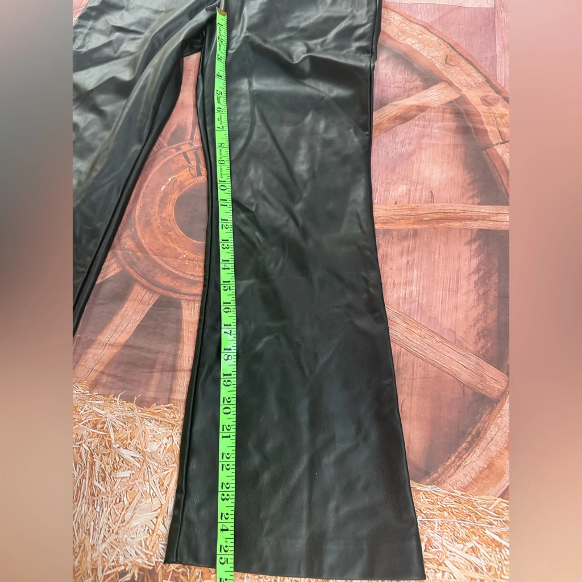 Black Faux Leather Pants Zara - Image 3