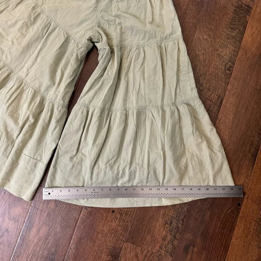 SANS SOUCI olive green cropped wide leg pants with sequined waistband, size L - Image 11