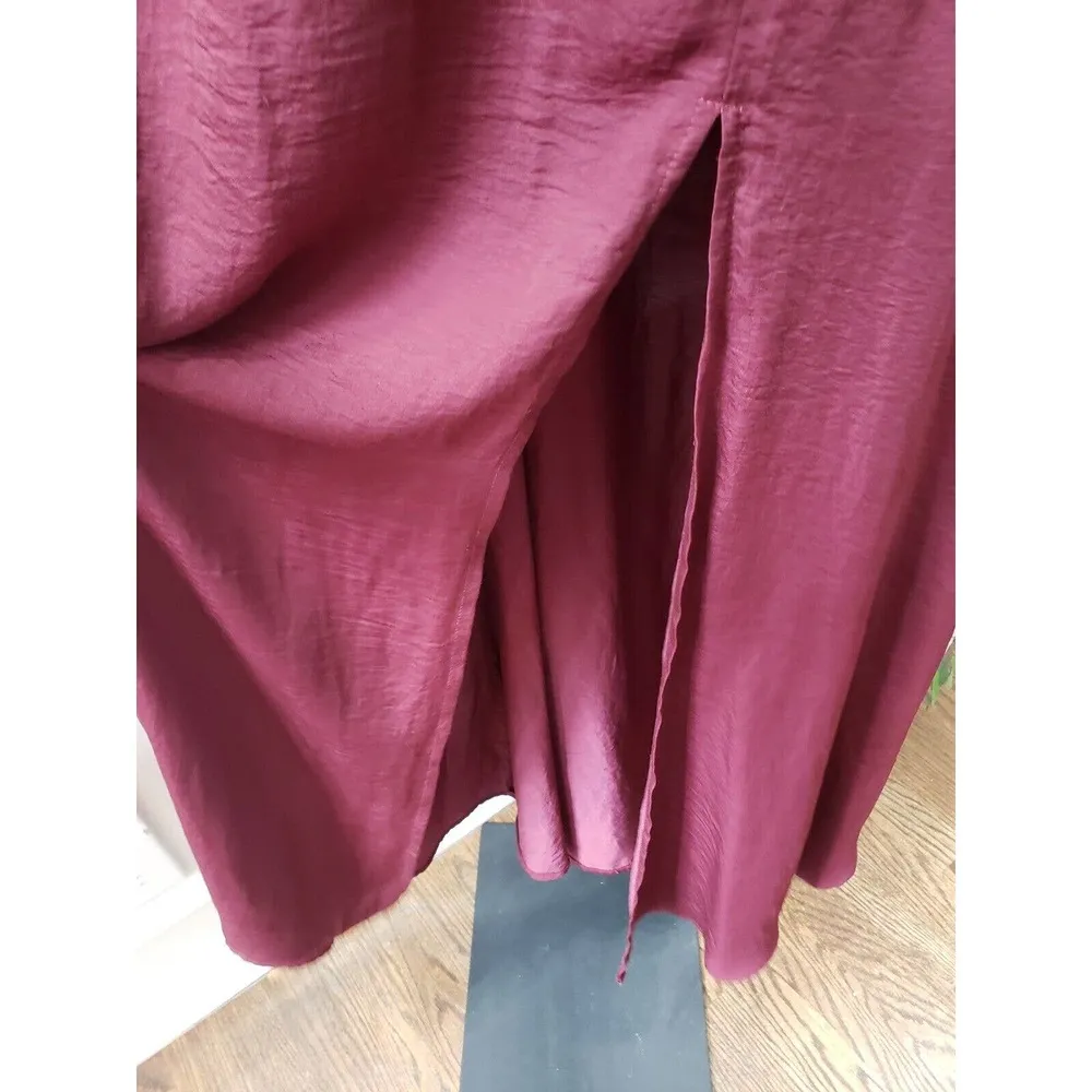 Vernacular Women's Maroon Solid Polyester V - Image 5