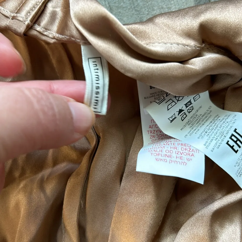 Intimissimi rose satin short robe Size undefined - Image 4