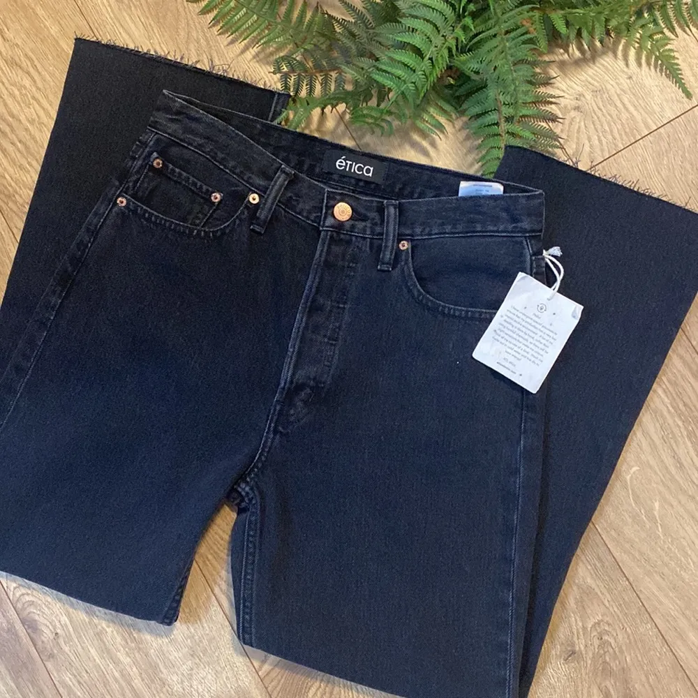NWT Etica Josie Jeans Size 26 - Image 2