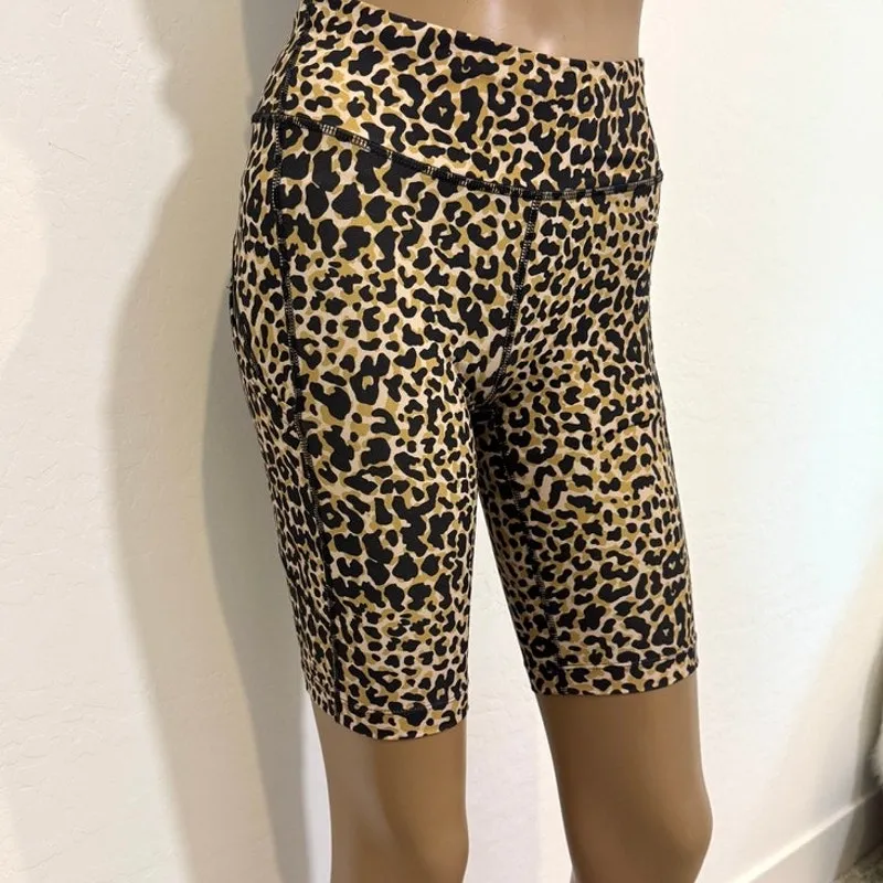 Outdoor Voices Zoom 10" active bike short animal print SH2 2281 - Image 9