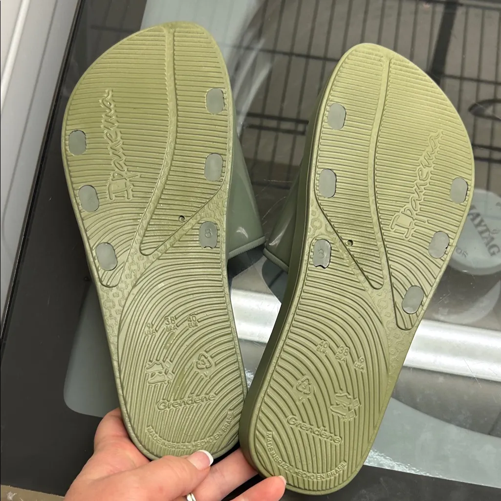 Ipanema Olive Green Slide Sandals Size 9 - Image 2