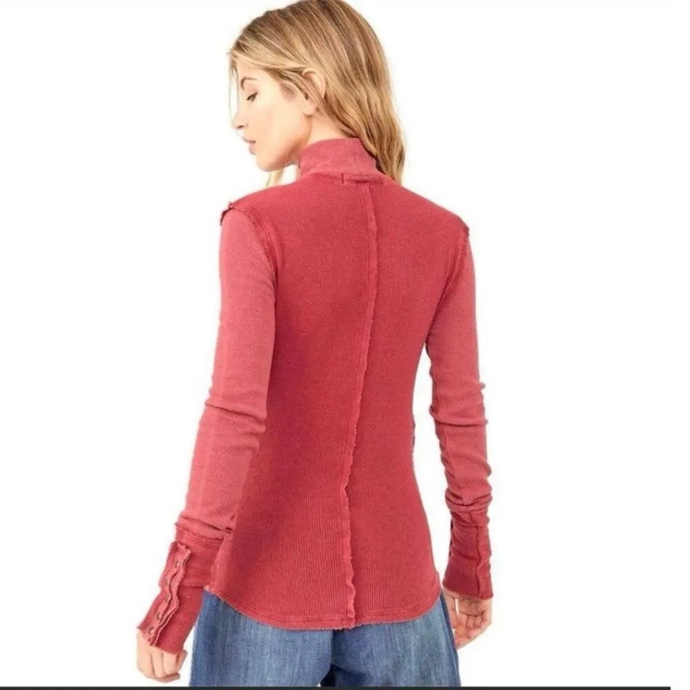 FREE PEOPLE Long Sleeve Mock Neck Studded Sleeve Red Thermal Top Tee Size XS - Image 9