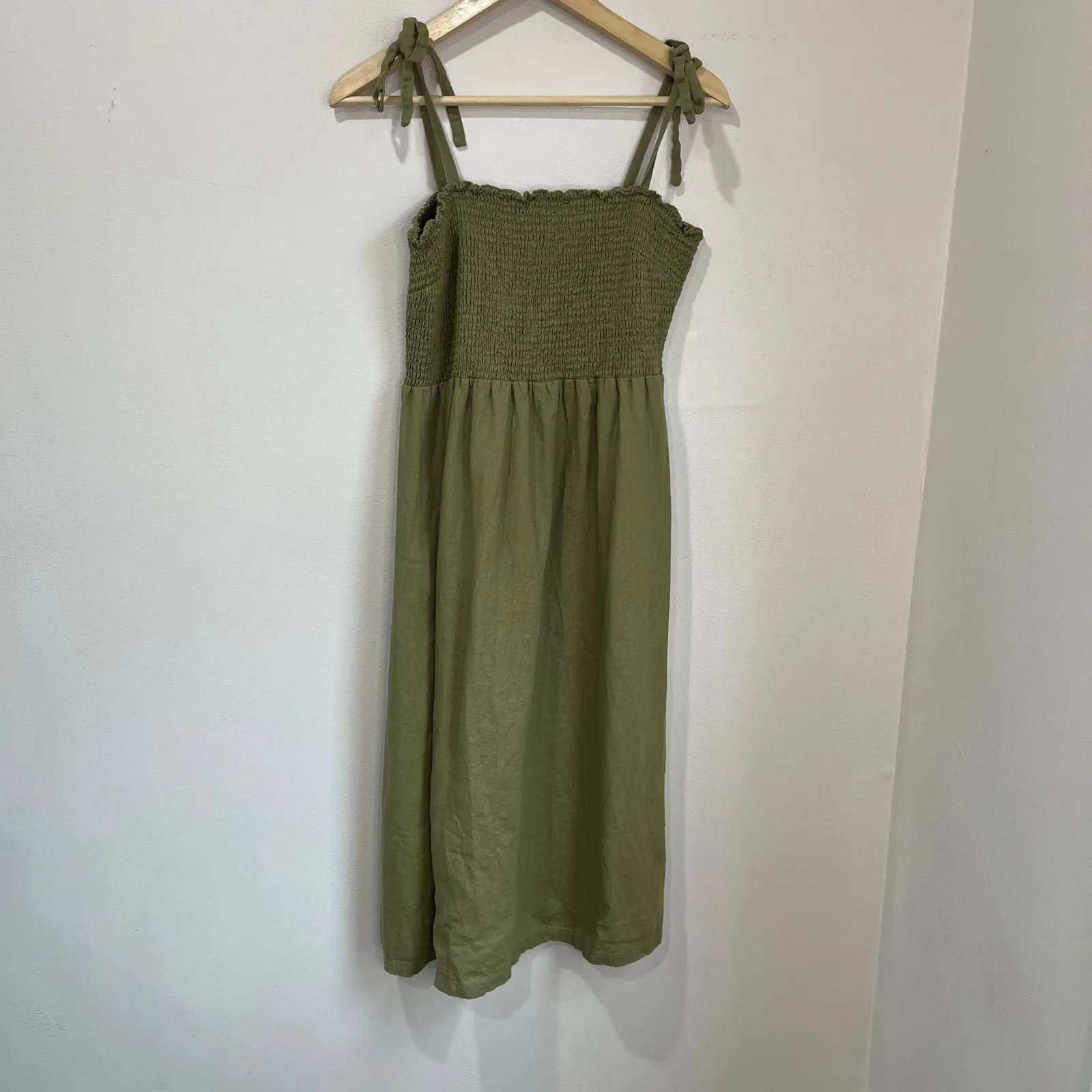 GAP Smocked Linen Blend Midi Dress Olive Moss Cottagecore Summer Sz Large - Image 2