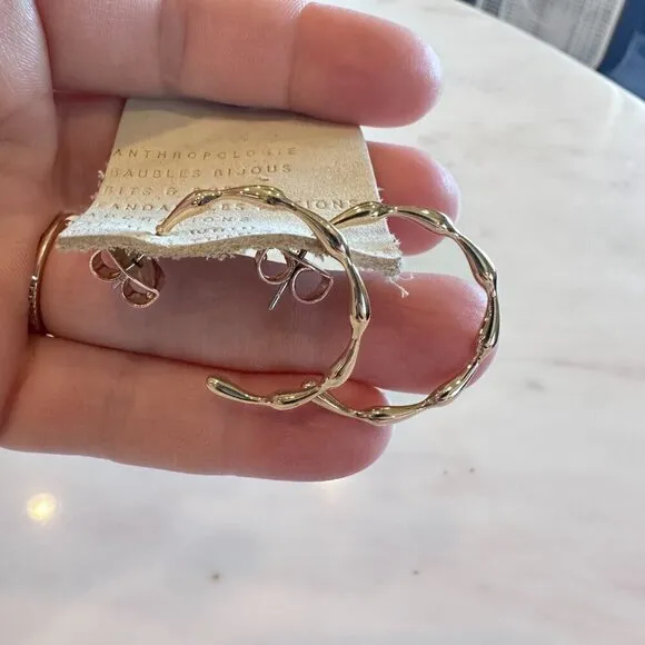 Anthropologie Gold Bamboo Delicate Medium Sized Hoop Post Back‎ NWT - Image 5