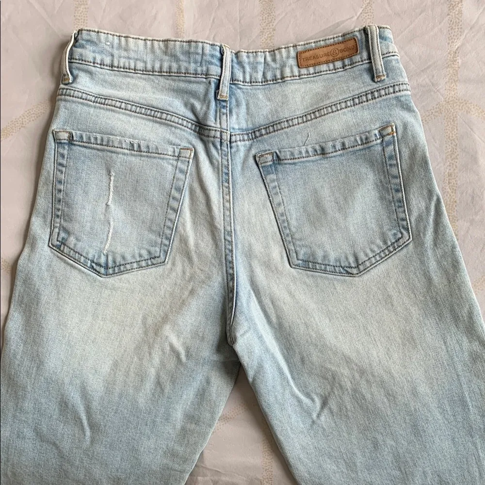 Light Blue Distressed Women's Jeans - Image 4