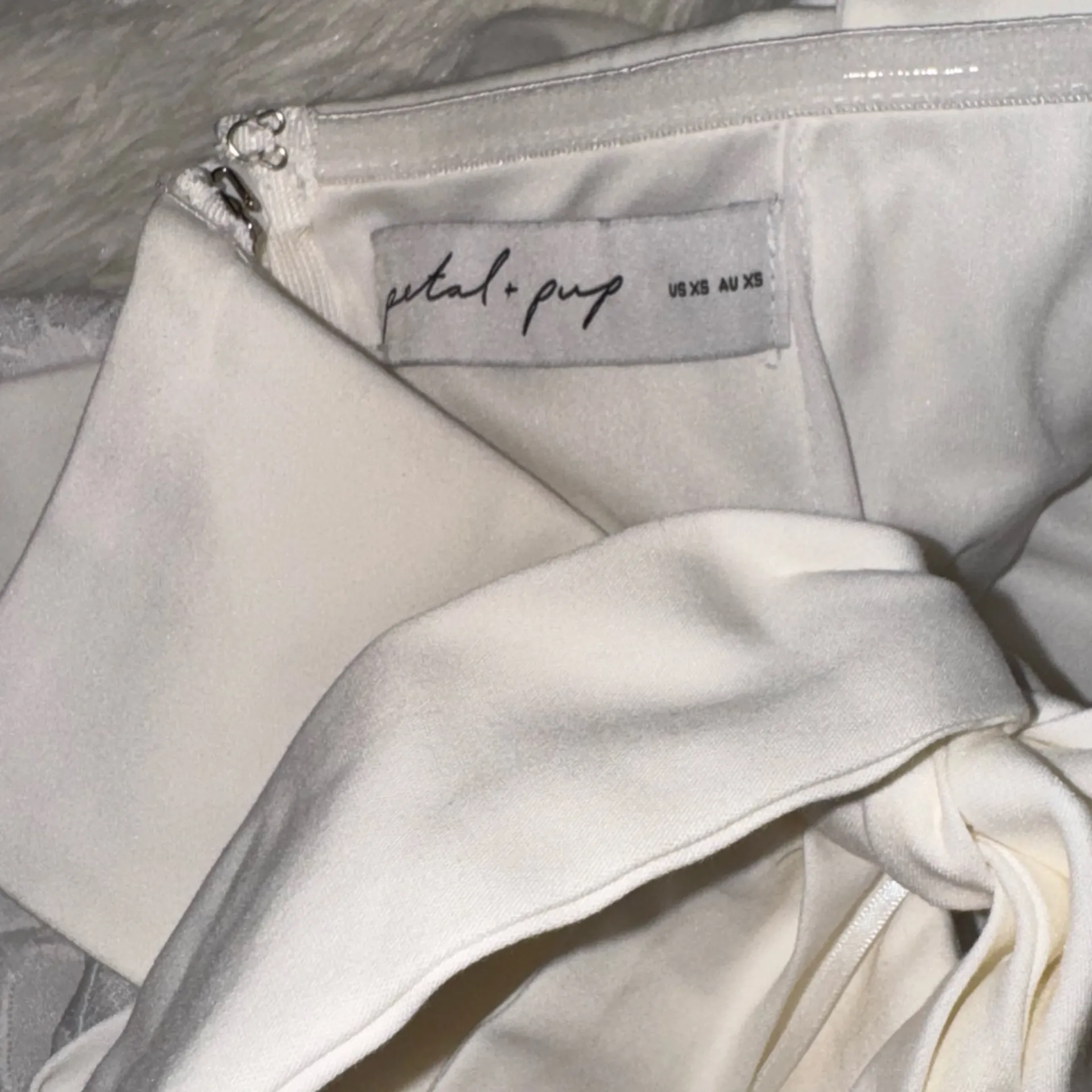 NEW Petal and Pup Dress White Emersyn Lace Sheath Tie Sleeves Midi SZ XS - Image 9