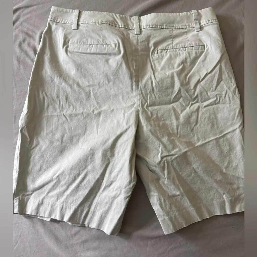 Talbots Perfect Tan Shorts 10 1/2”‎ Size 14 - Image 2