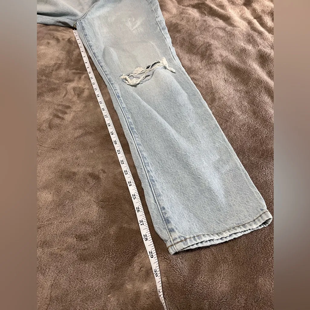 PACSUN Dad Jean Light Wash Denim Distressed Button Fly Women’s 26x29 EUC - Image 8