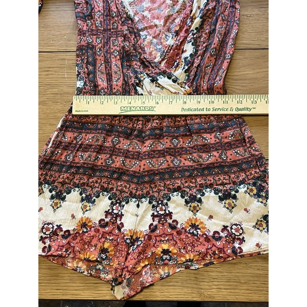 American Eagle Women XXS Paisley Boho Romper Bell Sleeve‎ Preppy Hippie Office - Image 8