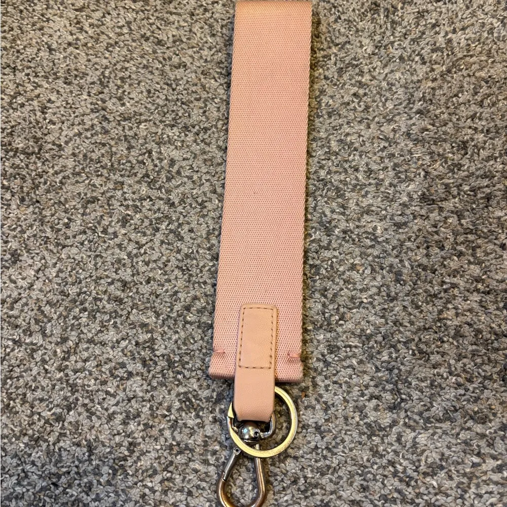 Lululemon  Never Lost Keychain - Image 3