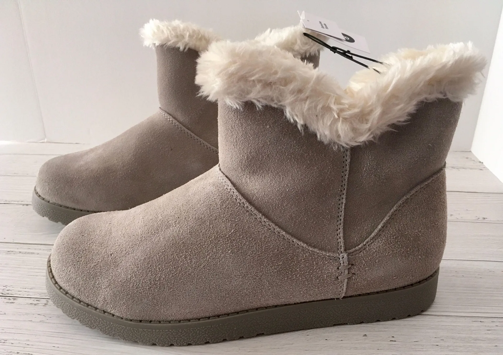 Gray Winter Boots, Size 8 - Image 2