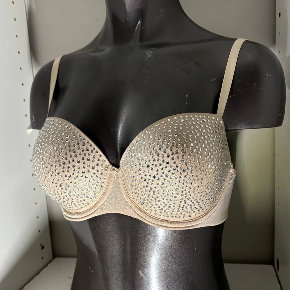 Victoria secret Dream Angels lightly lined Demi embellished rhinestone bra 32DDD - Image 5