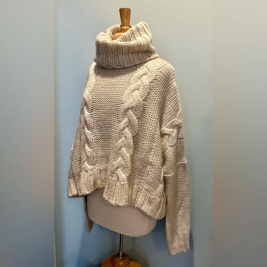 Love Stitch chunky Cable Knit Wool Blend Cowl Neck Cropped oversized sweater M Size M - Image 15