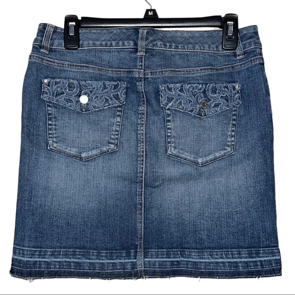 White House Black Market size 2 womens mini denim skirt button zip closure NWT - Image 9