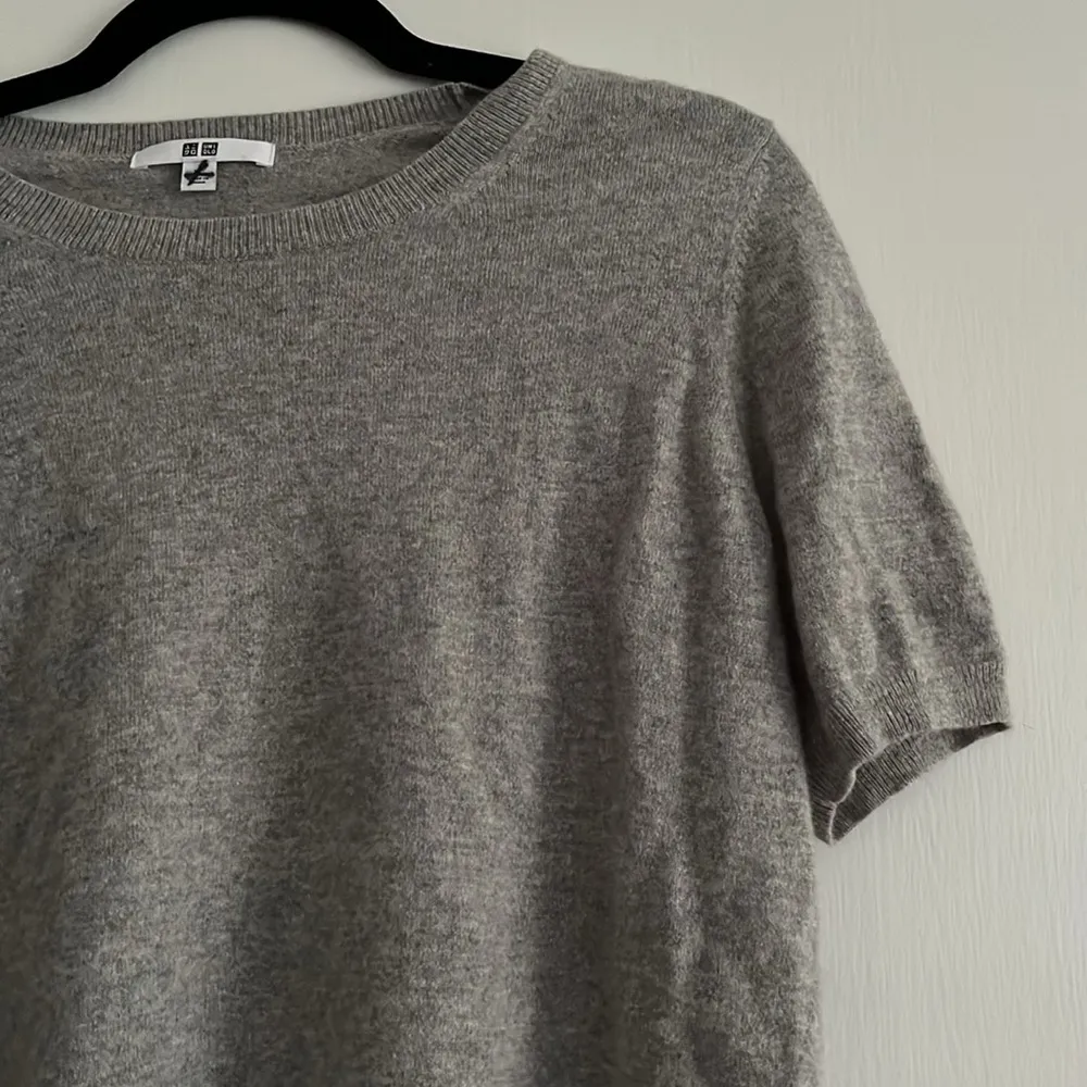 Short Sleeve Sweater - Image 2