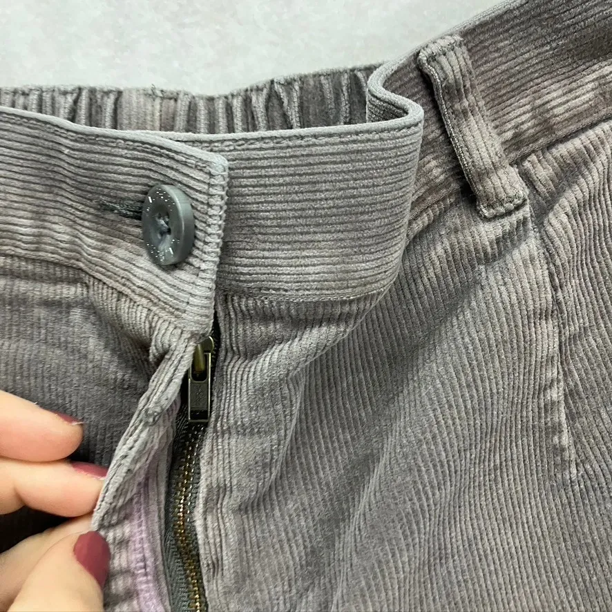 LLBean Original Fit Women Corduroy Pants 10 Petite Grey Pleated Front Casual Gray - Image 3