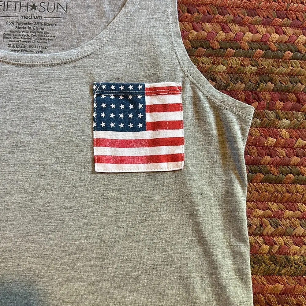 FIFTH SUN GREY AMERICAN FLAG POCKET TANK - Image 3