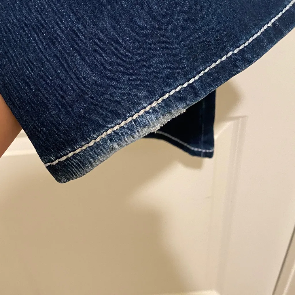 Amethyst Jeans Dark Blue with Floral Lining - Image 4