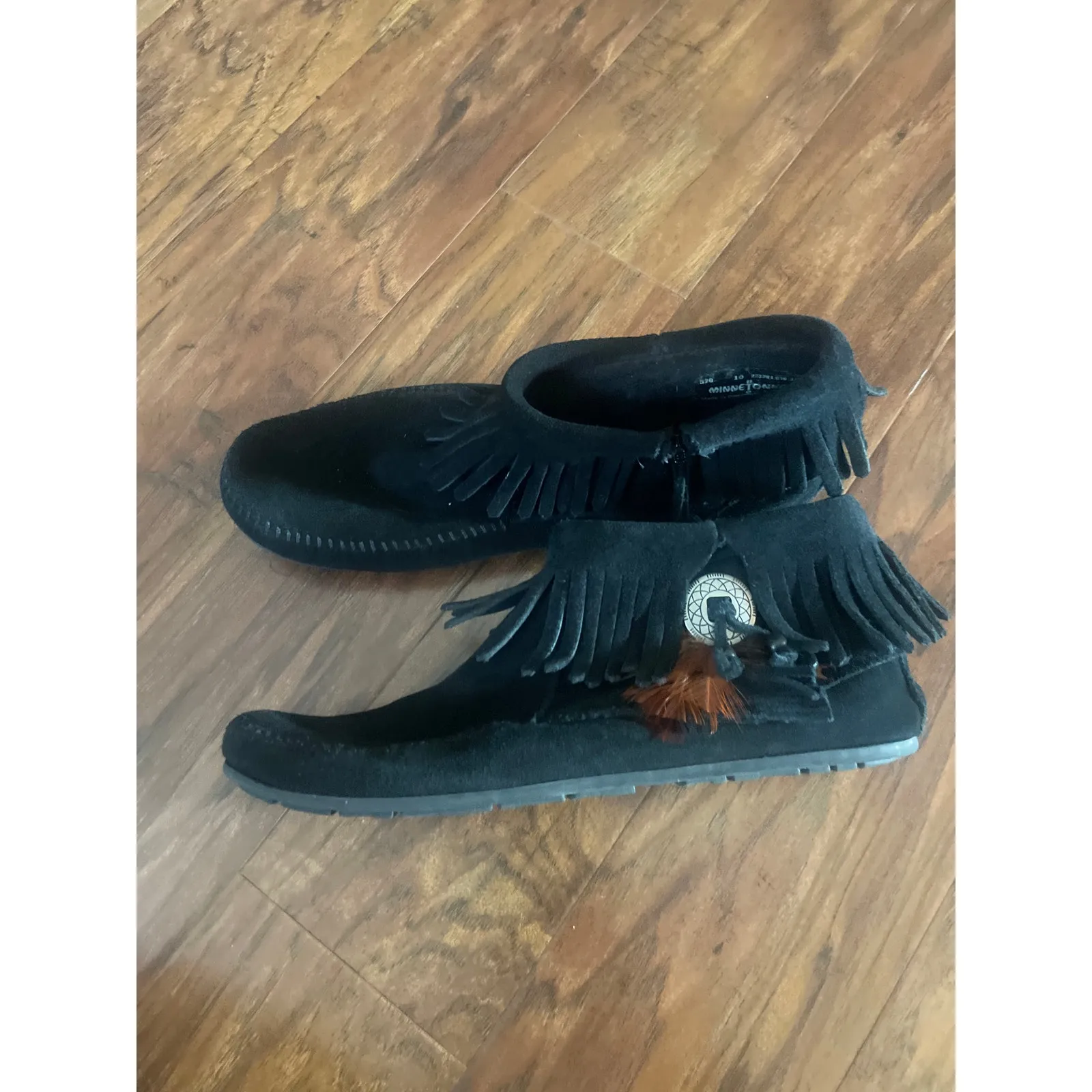 MINNETONKA Concho Suede Fringe Moccasin Ankle Boot Black 10 SOUTHWESTERN Shoes - Image 3