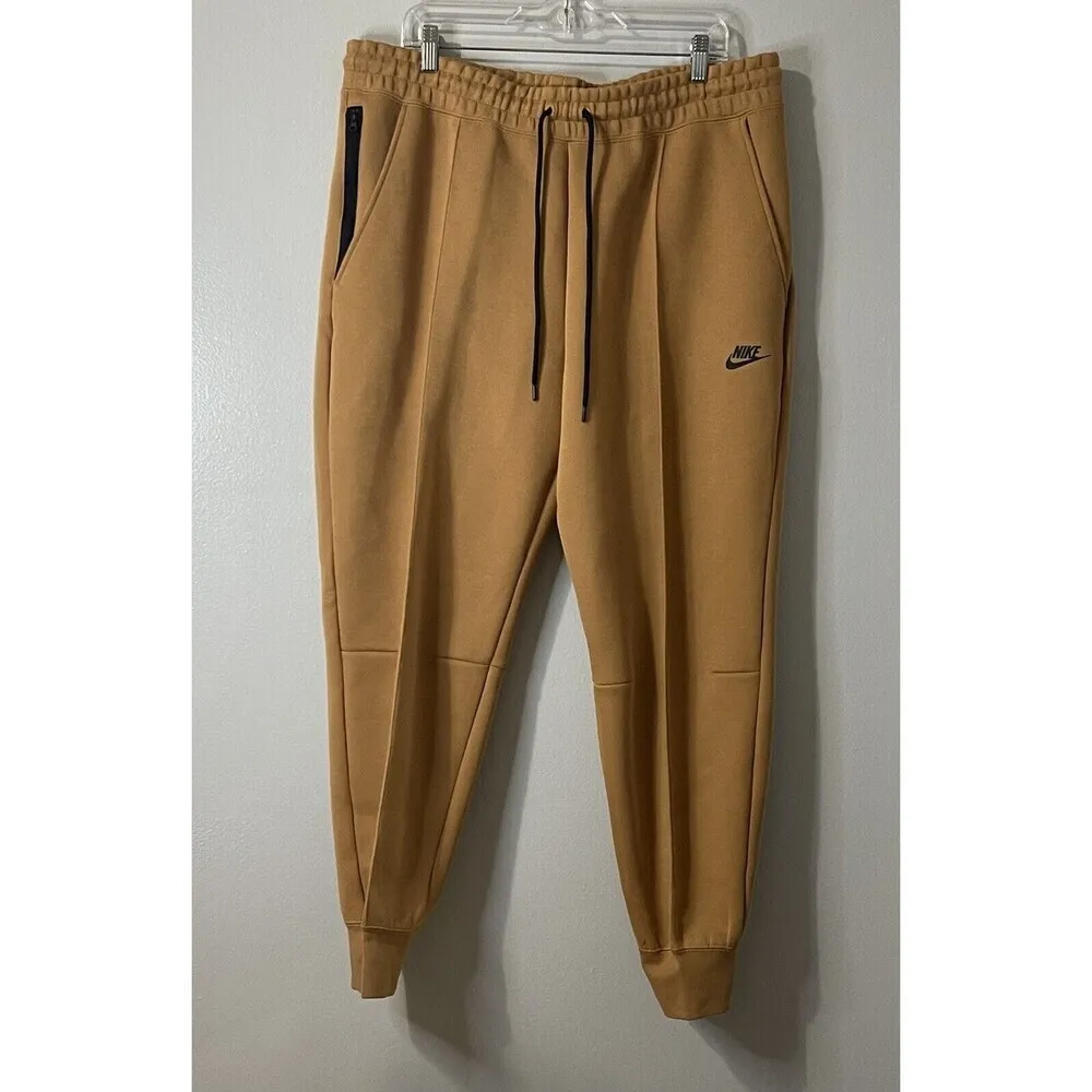 NIKE TECH Fleece Joggers Size XL Flax Brown NEW Standard Fit Mid Rise Sportswear - Image 2