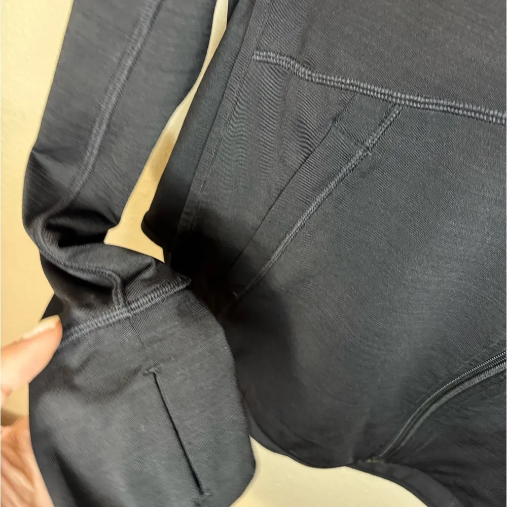 Athleta Women's Black Pacifica Baja UPF Swim Jacket - Image 4