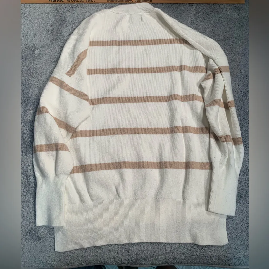Abercrombie & Fitch Cream and Tan Striped Crewneck Sweater - Image 6