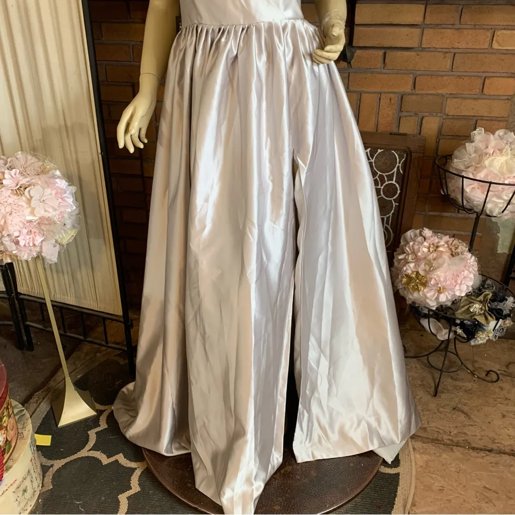 SUZHOU SILVER SATIN SLIT LEG ONE SHOULDER CORSET BACK FORMAL DRESS NWT (1X) - Image 8