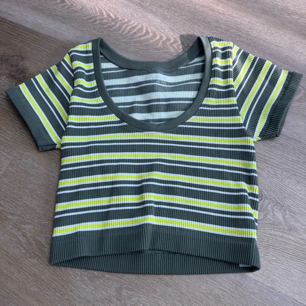 Aerie Offline Striped Green Crop Top - Image 2