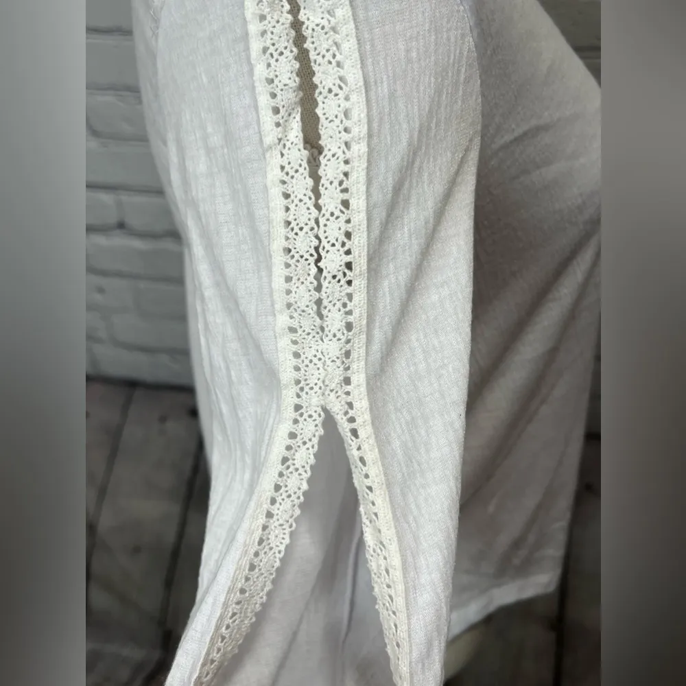 NWT French laundry white tie front shirt small - Image 3