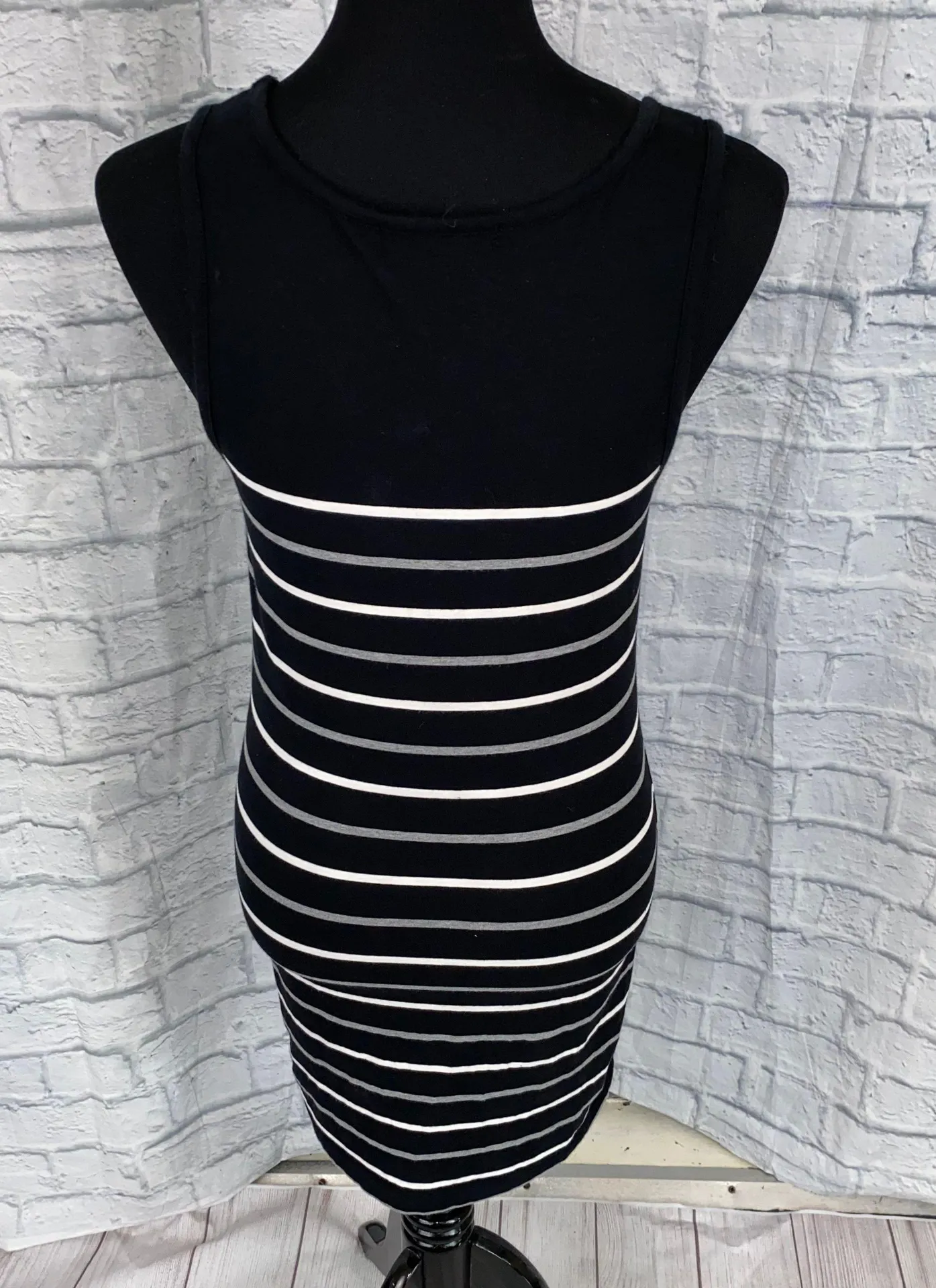 Forever 21 tank top stripe dress black white & grey sz L - Image 9