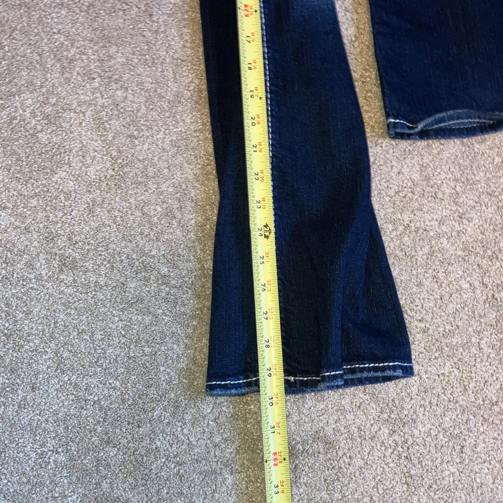 Silver Jeans Women's Boot Cut in Dark Blue - Image 4