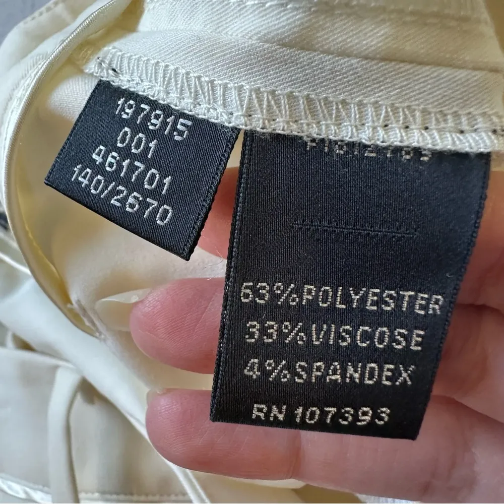 NWT Sheri Bodell cream capri pants women 6 - Image 11