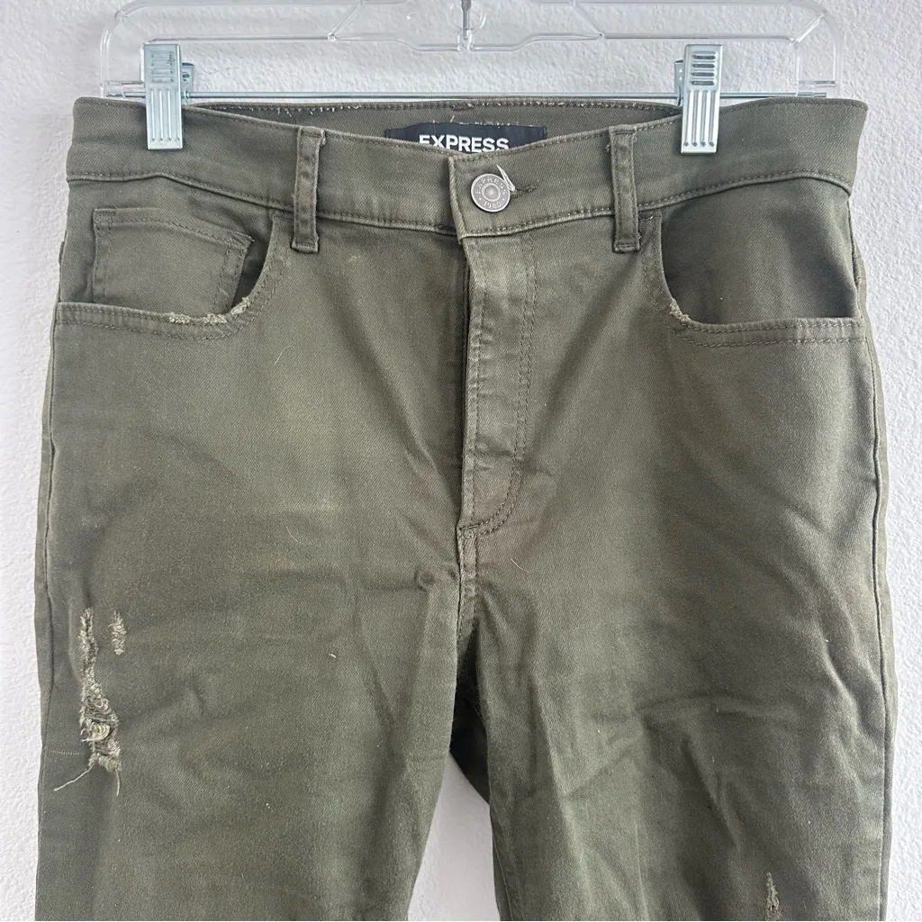 Express Distressed High Rise Olive Green Pants Size: 6 SHORT - Image 3