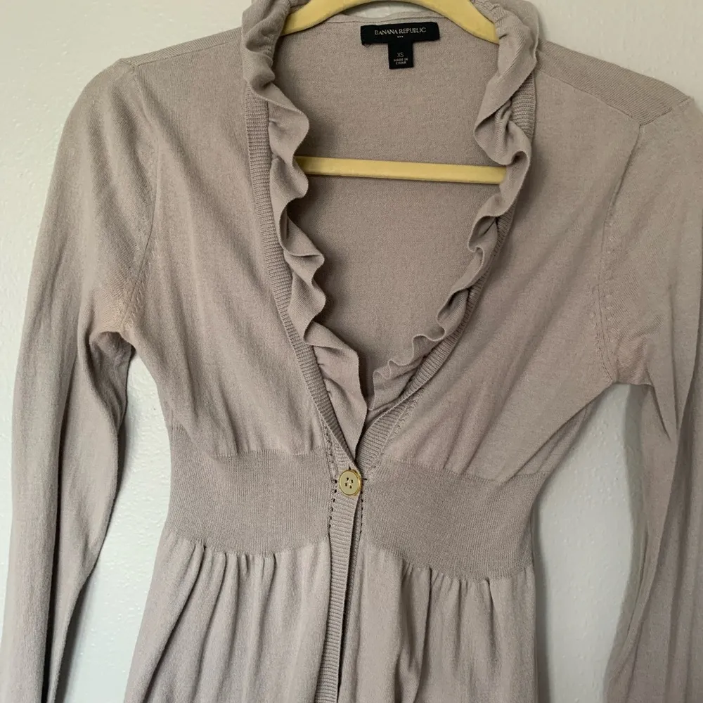 Banana Republic cardigan - Image 3