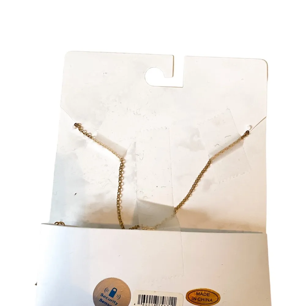 L.A. Hearts New Gold Shell Faux Pearl Charm Fashion Minimalist Necklace - Image 2