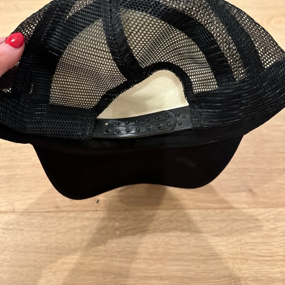 Black and White 'Moody' Trucker Hat - Image 2