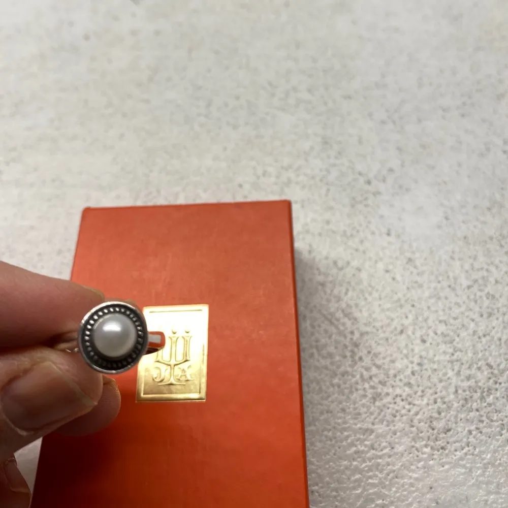 James Avery  Vintage Retired Ring, Size 5.5 - Image 6