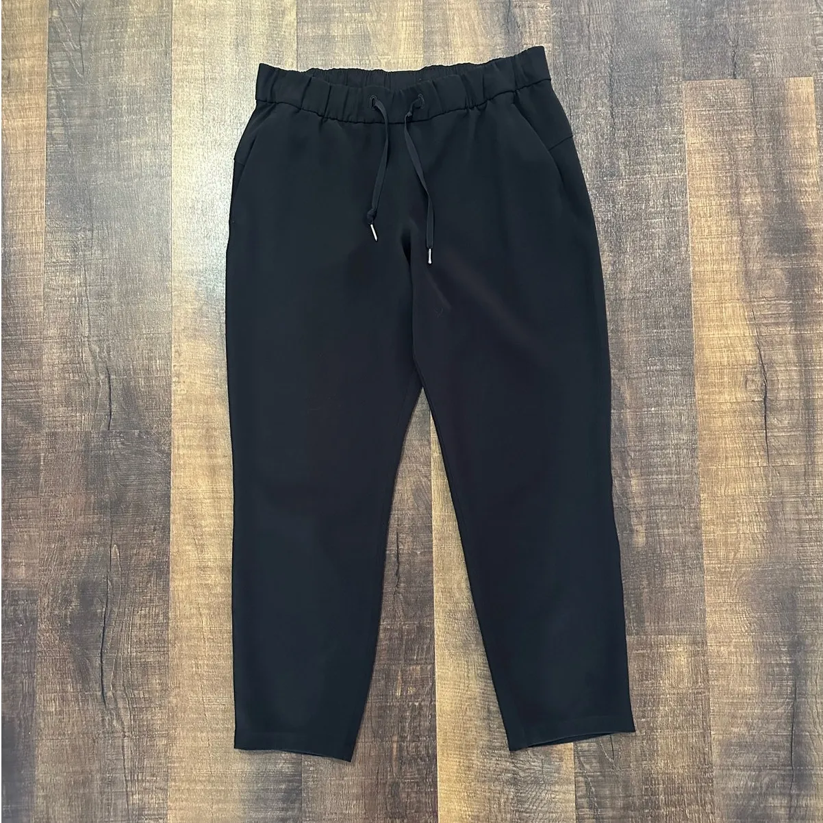 Lululemon Black On The Fly Pant Woven 27" Size 10 - Image 2