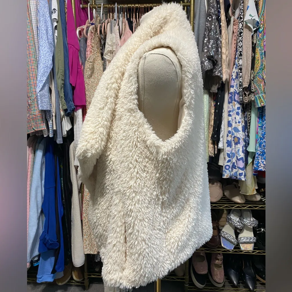 Calvin Klein Cream Ivory Faux Fur Open Front Draped Cozy Vest Small - Image 4