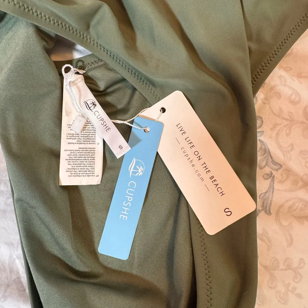 CUPSHE Women One Piece Swimsuit Deep V Neck‎ Strappy Swimwear Bathing suit small - Image 7