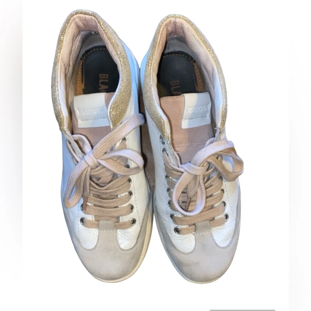 Blackstone White rose cameo sneaker Size 7 - Image 6