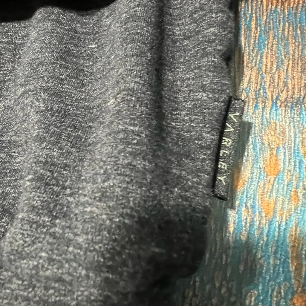 Varley Miller Half Zip-Up Sweatshirt Medium Marl black gray Fold over collar - Image 8