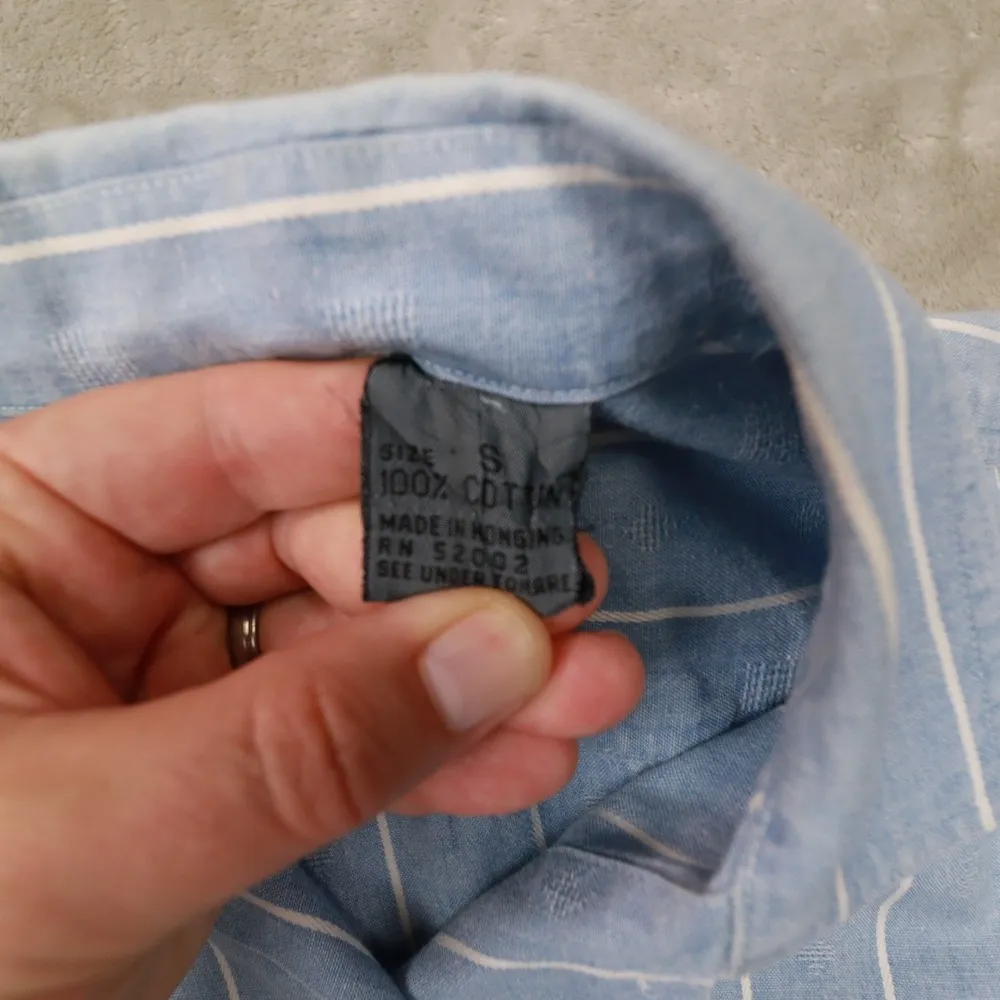 Lizwear Vintage Blue Pin Stripe Darted Waist Button Up Shirt size Small - Image 3