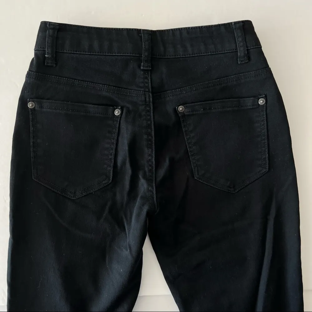 Delia's Liv Skinny Jeans Classic Black Size 4 - Image 3