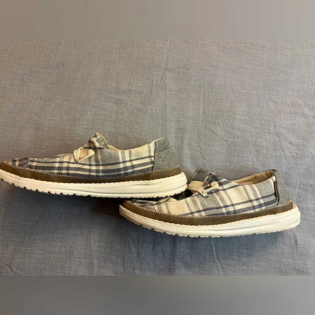 Hey Dude Wendy Slip Ons in grey plaid - Image 4