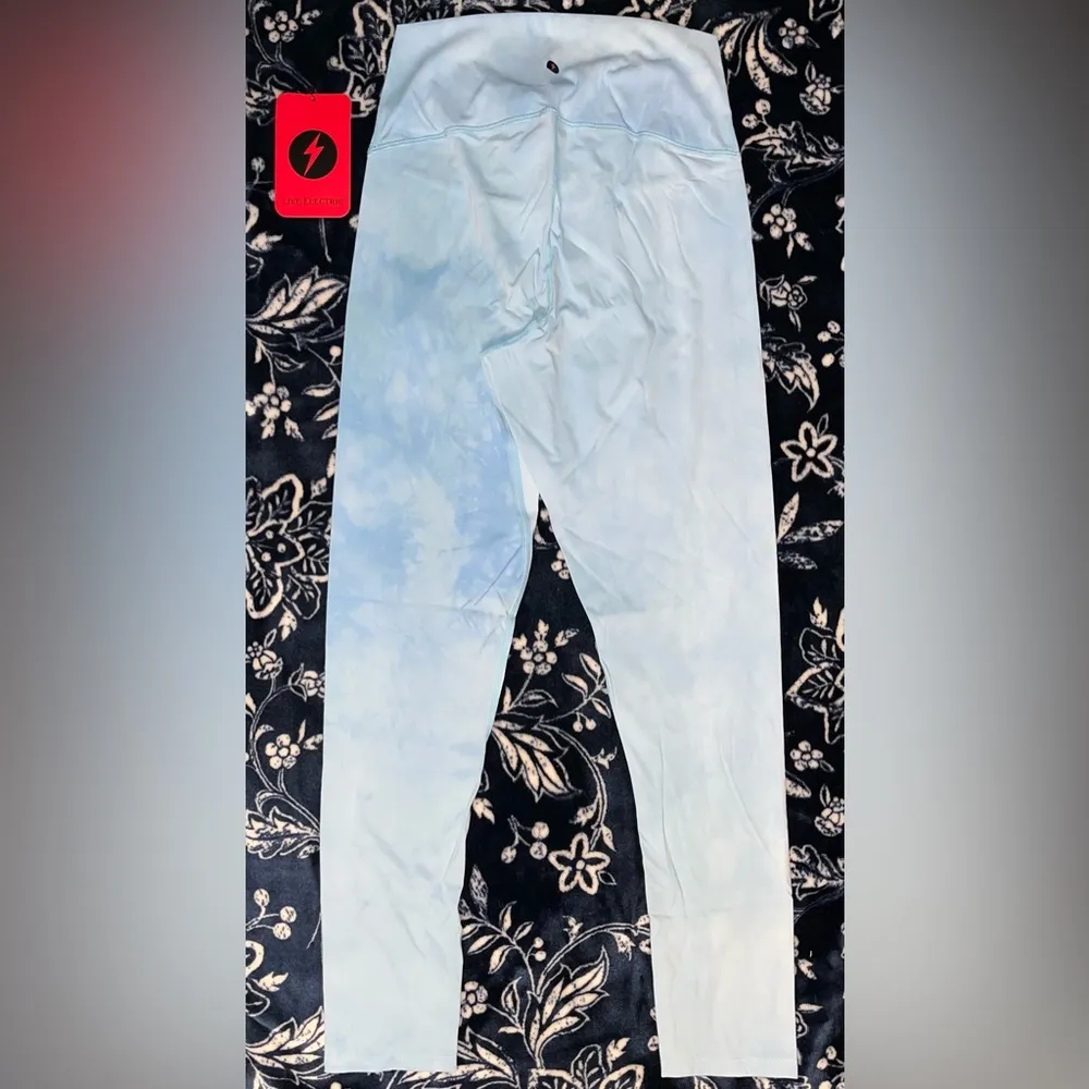 NWT! Live Electric Tye Dye Fitness Yoga Athletic Leggings Blue - Image 7