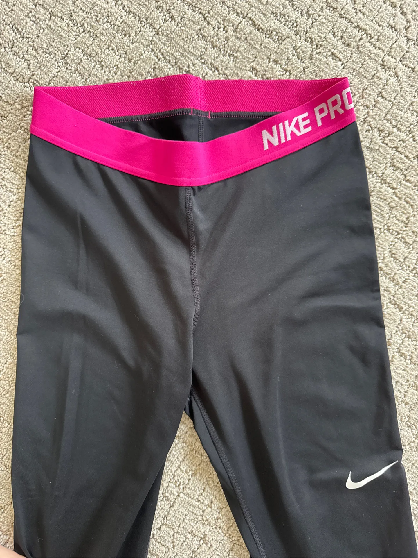 Nike PRO Cropped Leggings Black Dri-Fit Women’s Capri Medium - Image 2